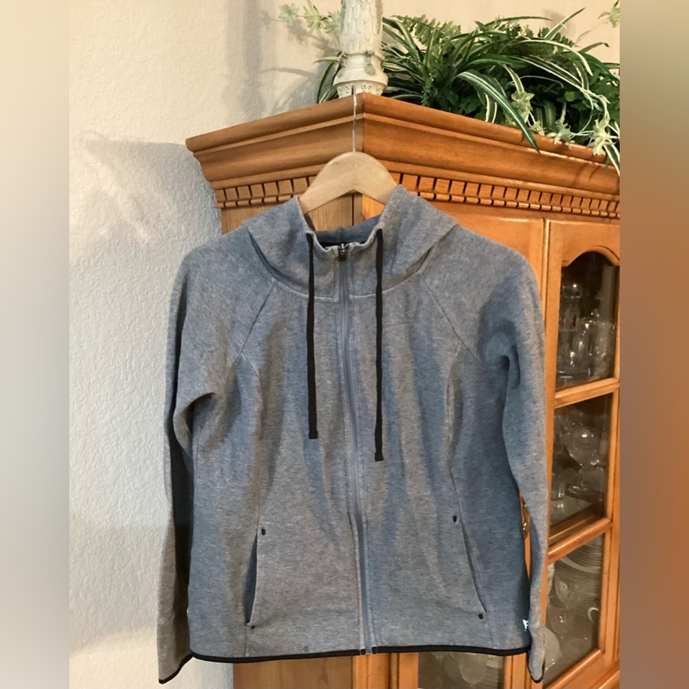 DANSKIN NOW Gray Zip-Up Hoodie W POCKETS Black Trim Thumb slits too Size:S (4-6)